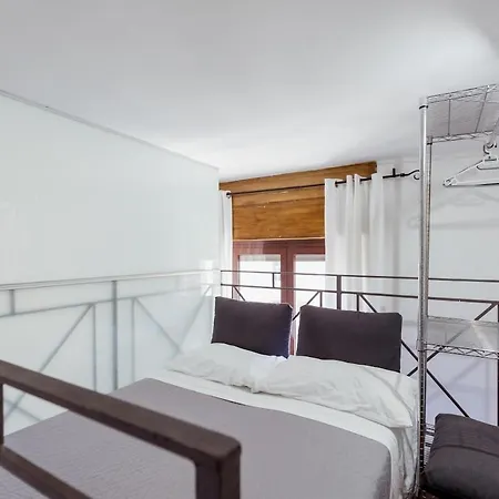Toledo Until 7 People 2 Bathrooms نابولي
