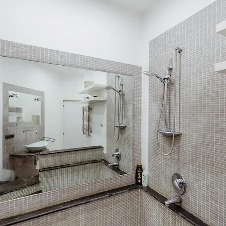 Toledo Until 7 People 2 Bathrooms Holiday home *
